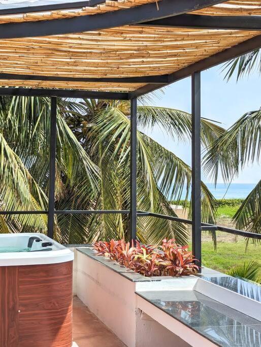 Cove Luxury Beach Villa Mahabalipuram Exterior photo