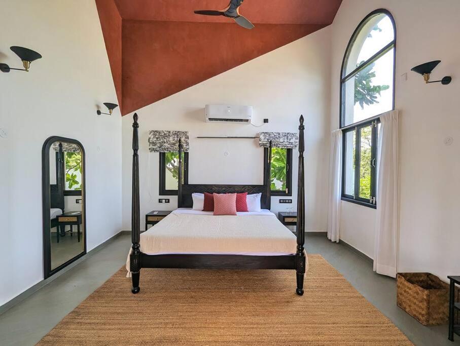 Cove Luxury Beach Villa Mahabalipuram Exterior photo