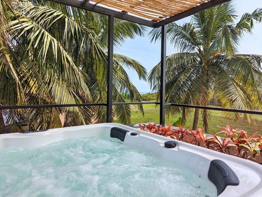 Cove Luxury Beach Villa Mahabalipuram Exterior photo